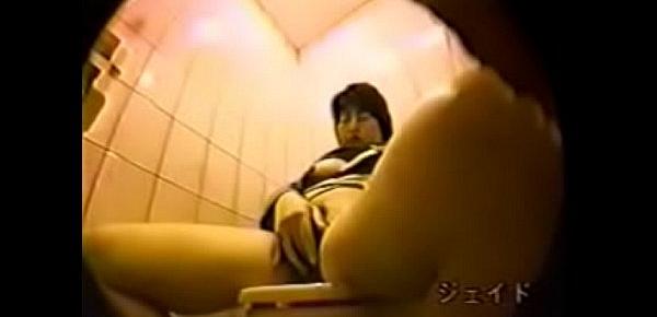  Japanese toilet masturbating hidden cam 4